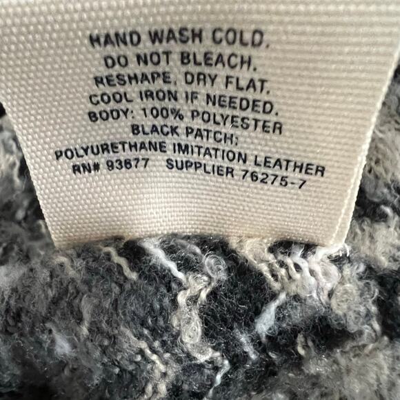 St.‎ John's Bay Black Gray Cream Poncho One Size - Picture 9 of 9